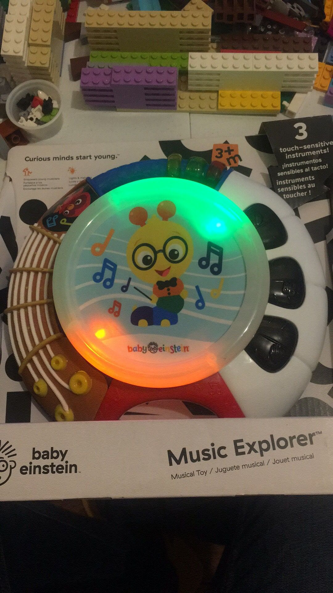 Baby music explorer