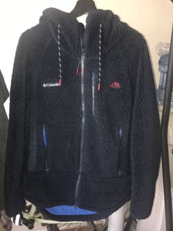 Kith columbia top high pile