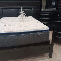 *Holiday Sale Event!!!*---Classic Emily Black Bedroom Sets---From $899!!!---Delivery And Financing👍