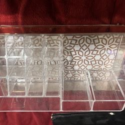 Makeup Holder / Organizer