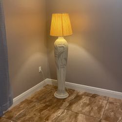 Stand Up Lamp 
