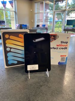 iPad Mini 6 64GB - Cellular in Space Gray!