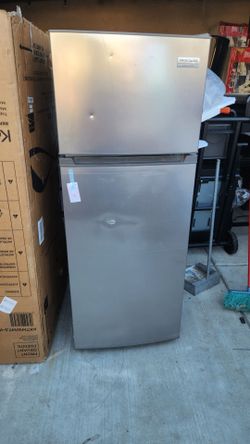 Frigidaire Gallery 7.5 Cu. Ft. Top Mount Fridge