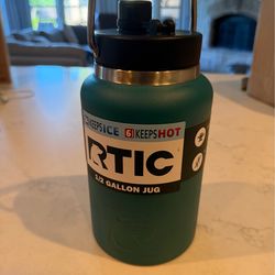 New RTIC 1/2 gallon Brand New