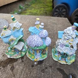 Small color house decorations