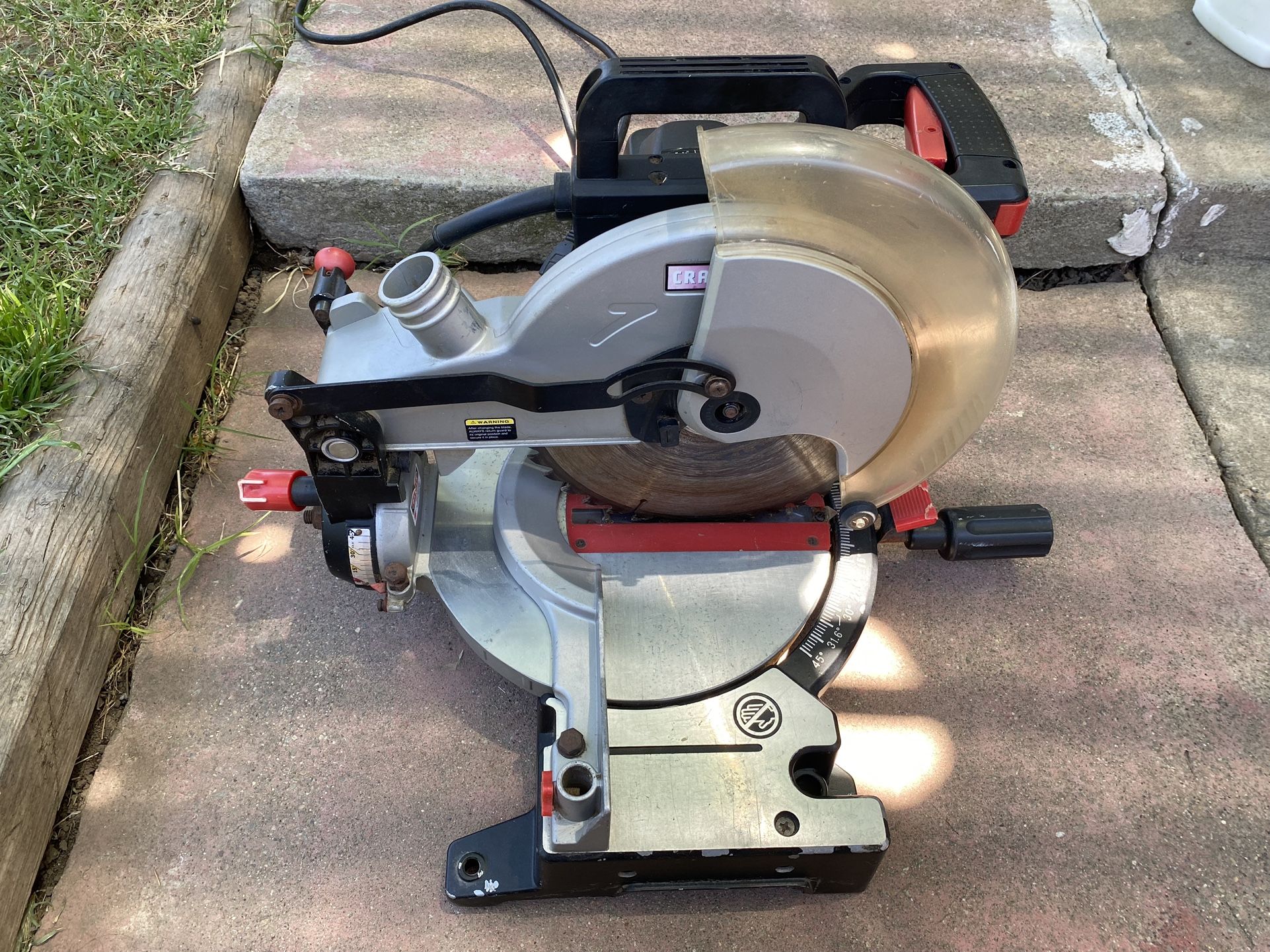 craftsman miter saw/10-in compound miter saw