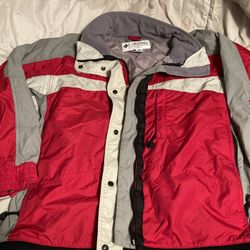 Woman’s Columbia Winter Coat Size Large  (Used)
