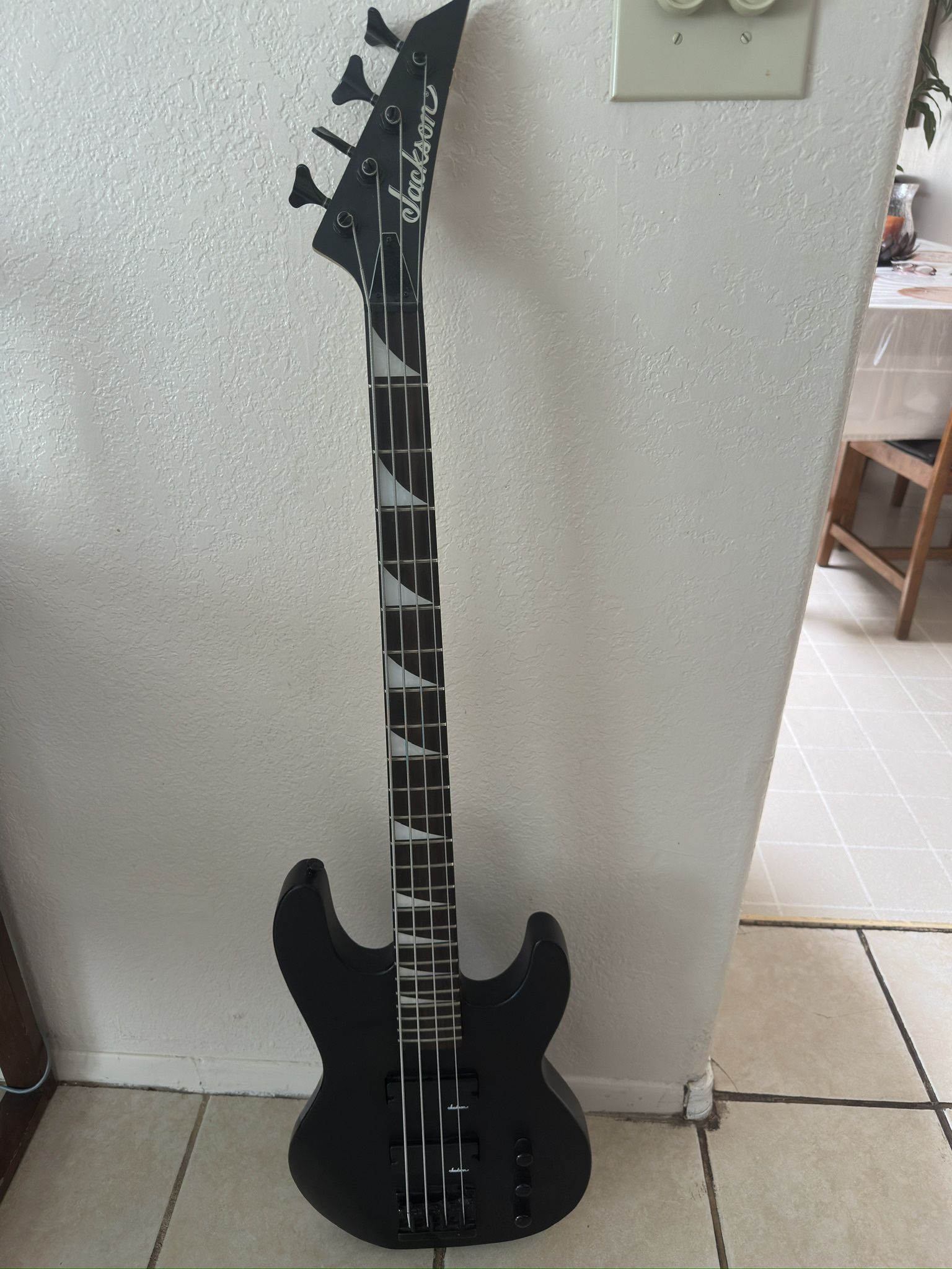 Jack JS2 Electric Bass