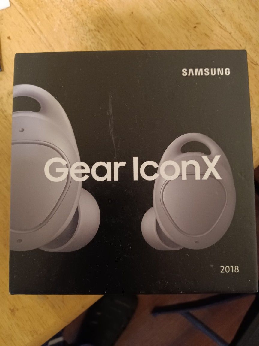 ear pods