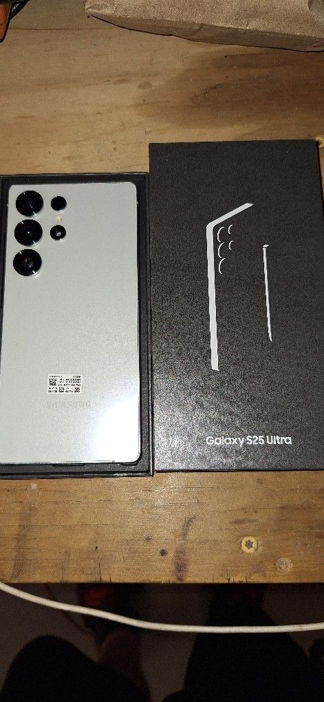 SAMSUNG GALAXY S25 ULTRA 512GIG