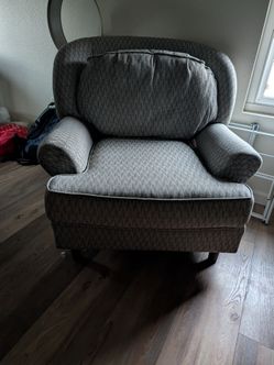 Chair-Gray
