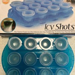 FineLife Icy Shots 12-piece ice shot glass mold set with a serving tray