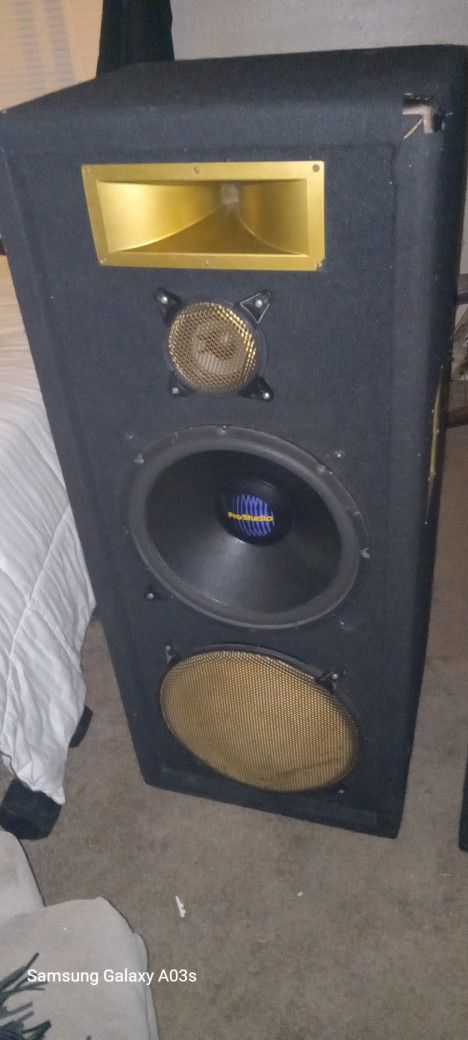 2 Pro Studios