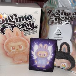 The Monsters Big Into Energy Series Vinyl Plush Pendant LUCK