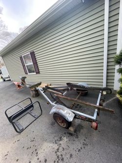 Boat trailer