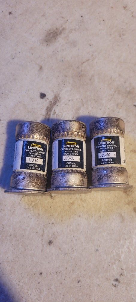 Lot of 3 Bussmann JJS-60 600V 60A Fuses