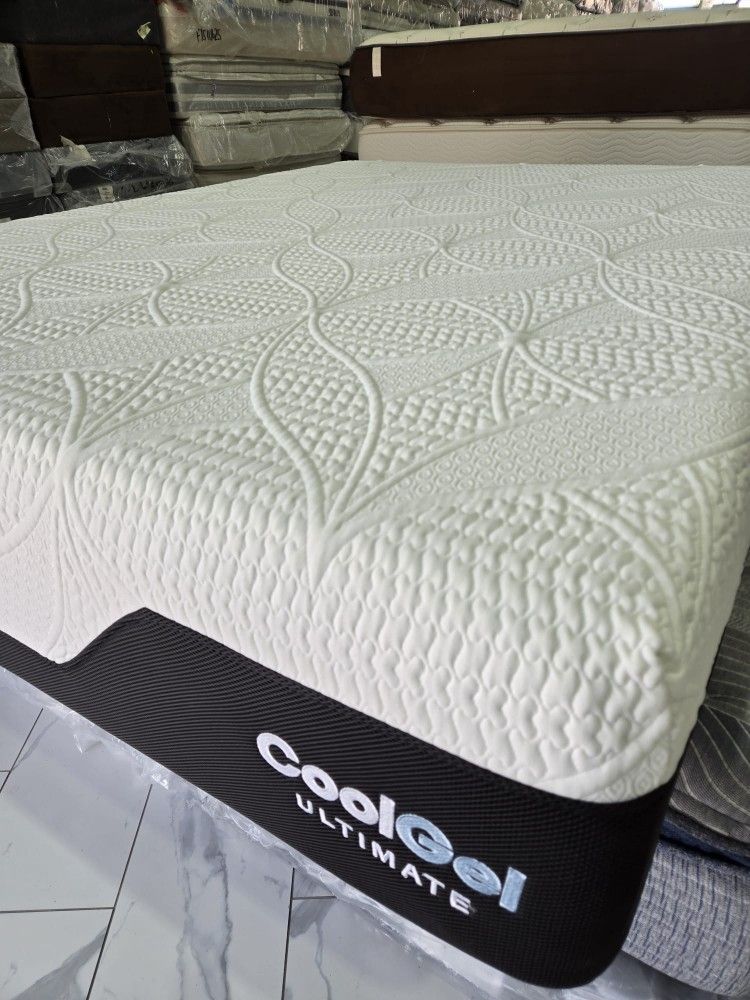 Queen Sizes Mattress And Box Spring