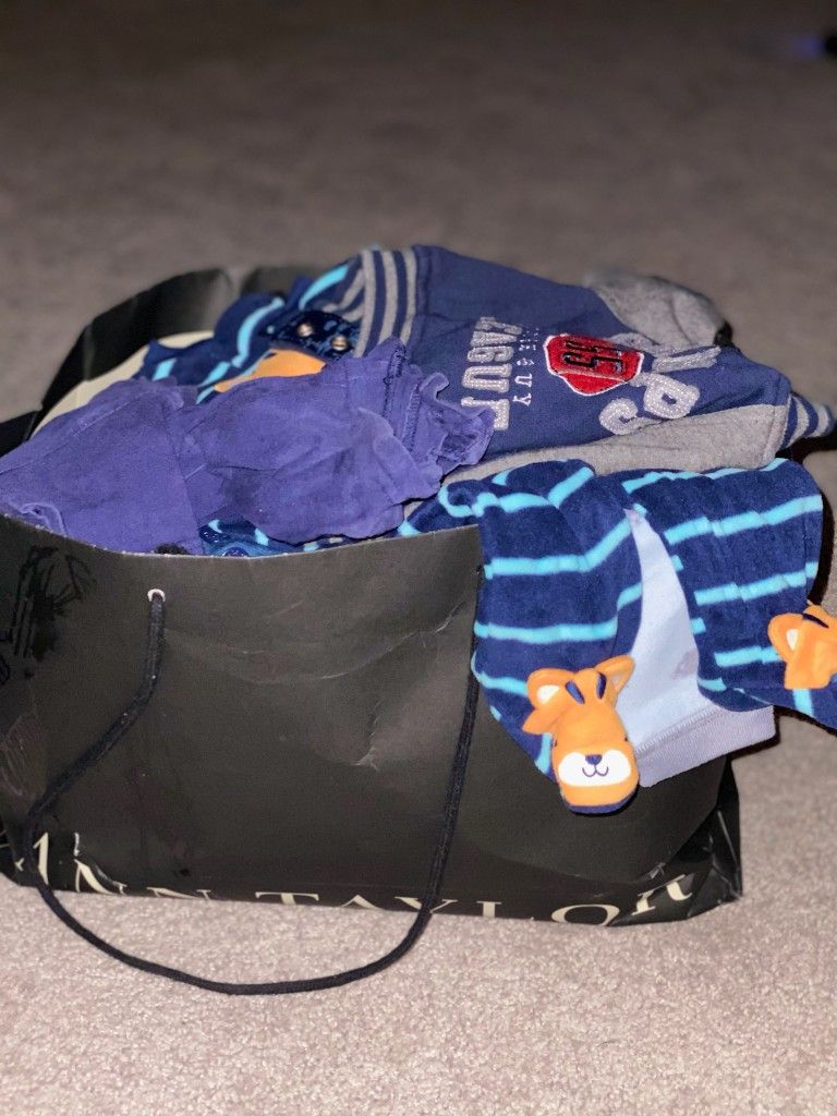 BAG OF BAG BOY BABY CLOTHES