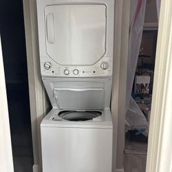 GE Stacked Washer Dryer Combo 