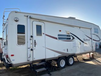 Fifth wheel for sale