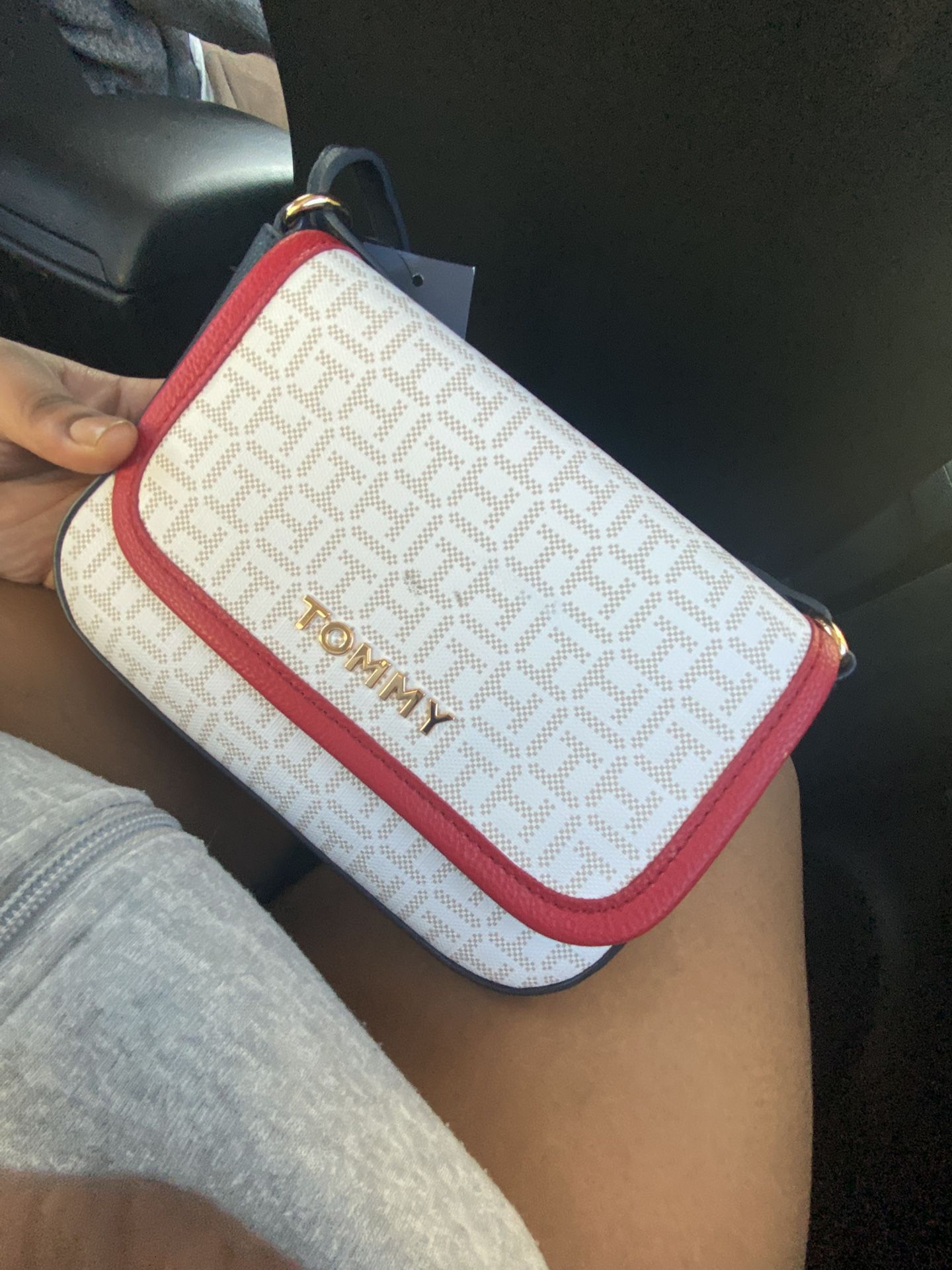 Tommy Hilfiger Women’s Purse