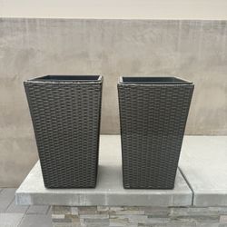 Set of 2 Tall Wicker-Style Outdoor Planters – Brownish Gray