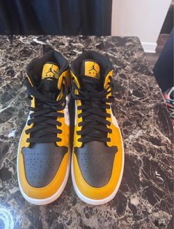 Jordan Men's High-Top Sneakers in Black, Yellow and White