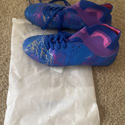 Used Once Soccer Cleats (Size 10)