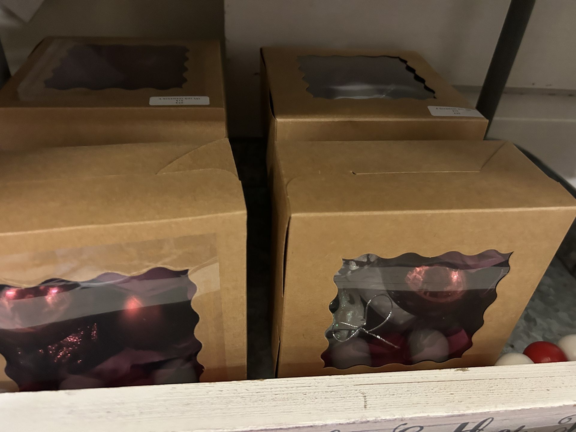 Gift Box Set of 4 Ornaments