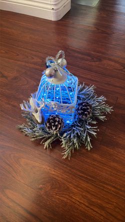 Light-Up Christmas Centerpiece