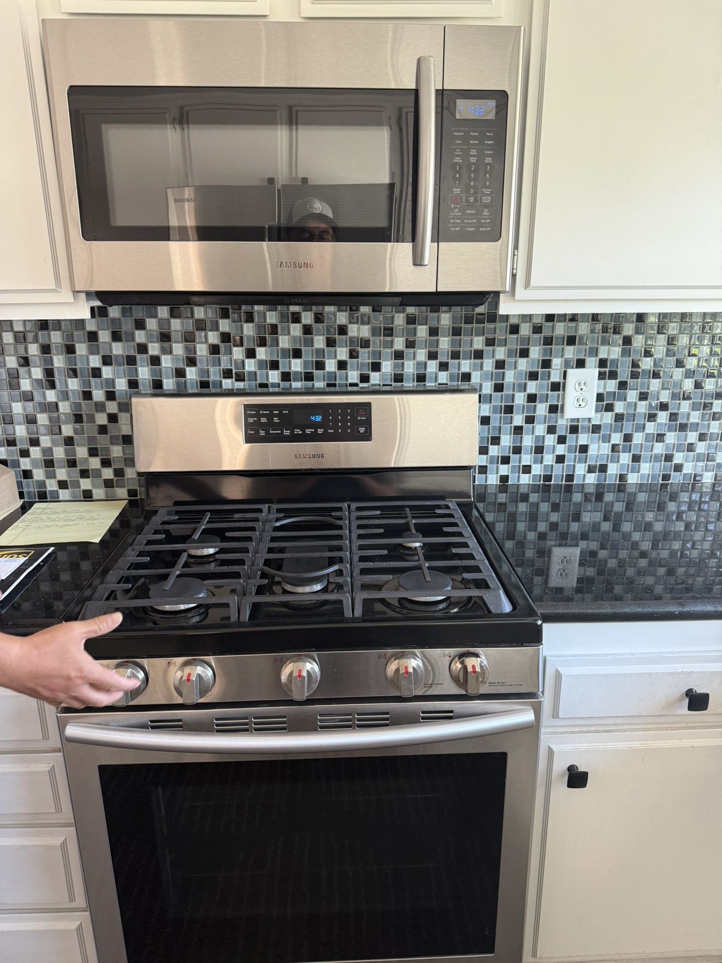 Samsung Stove Oven Microwave Set And Whirlpool Dishwasher