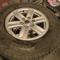 Llantas Nuevas Ford F150 Completa Mente Nuevas Son Pirelli 265/70/R17