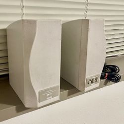 Vintage 90’s Yamaha Studio Monitor Stereo Speakers