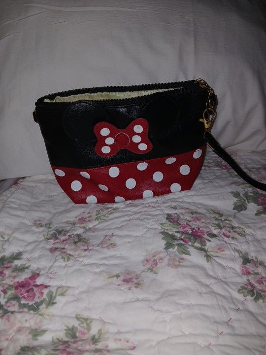 Minnie Mouse Wristlet