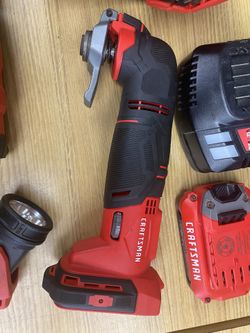 CRAFTSMAN V20 Cordless Drill Combo Kit 7 Tool CMCK700D2 for Sale in Boynton Beach FL OfferUp