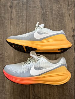 New Nike Revolution 9.5 Men's Road Running Shoes