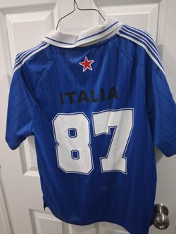 Soccer jersey, size M