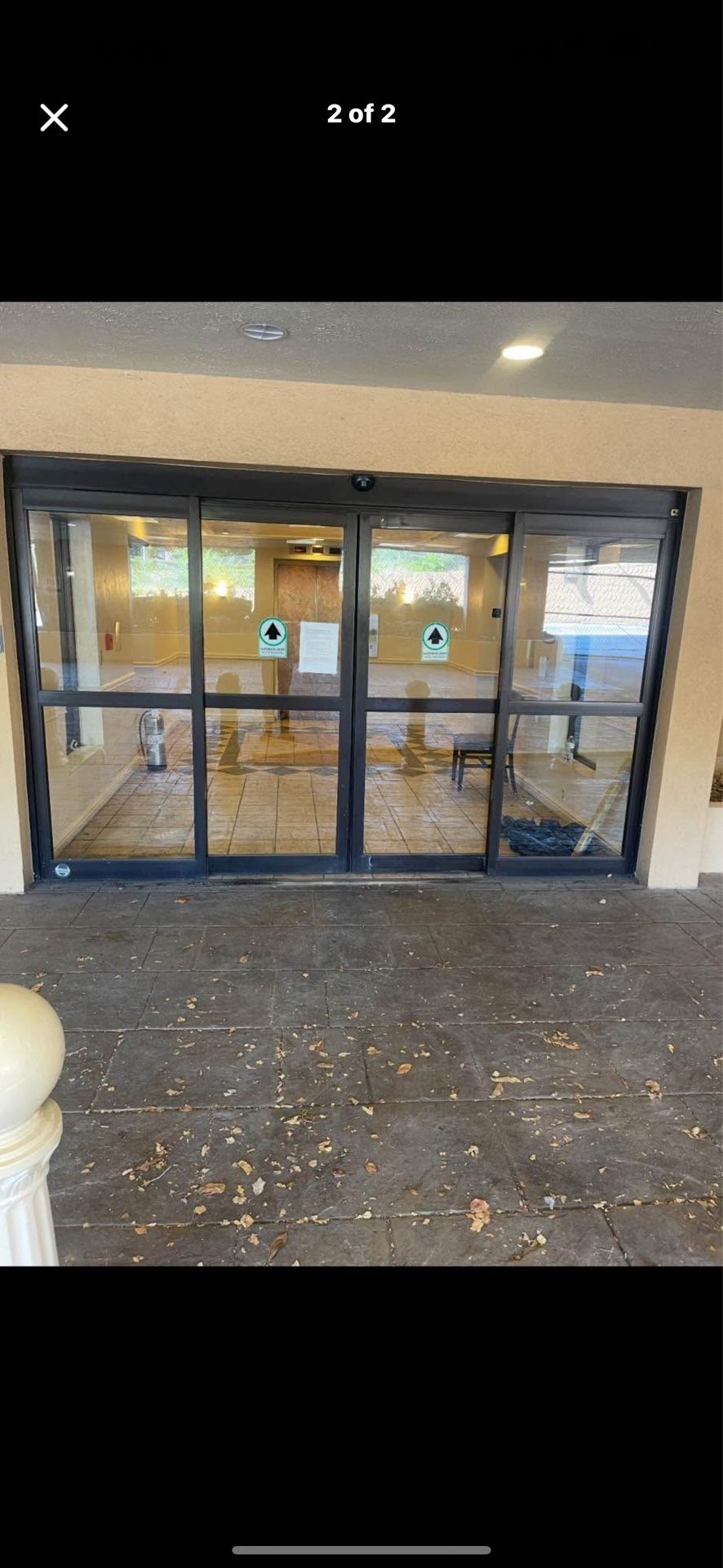 Double Sliding Commerical Doors 