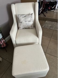 Rocking chair with ottoman