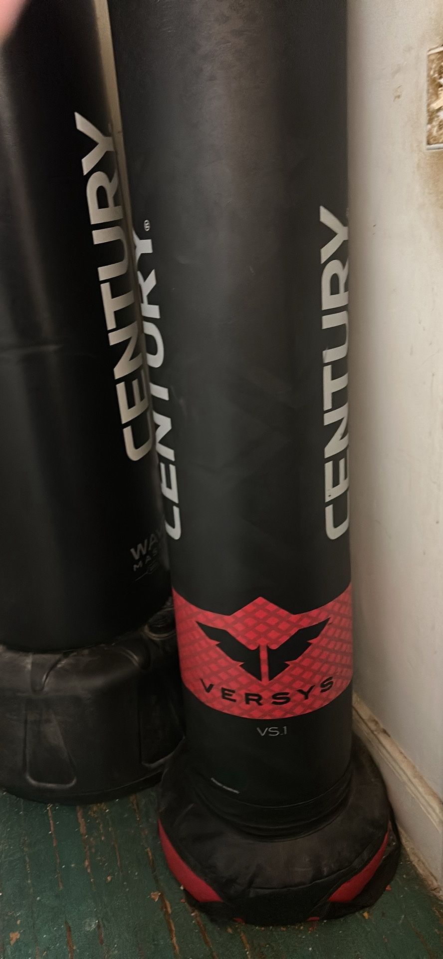 Century Versys VS.1 Punching Bag