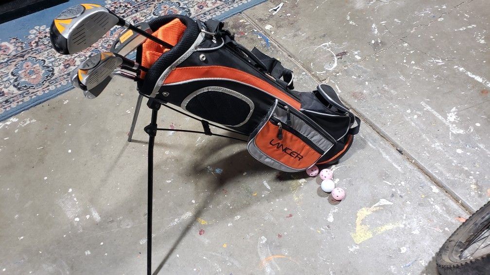 Junior Golf Clubs (5 Piece, Left Handed Set)