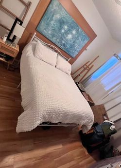 Queen bed