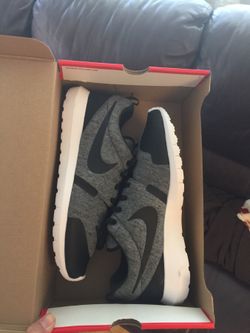 Nike fleece roshe