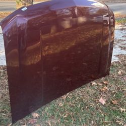 2007-2013 Chevy Tahoe Hood