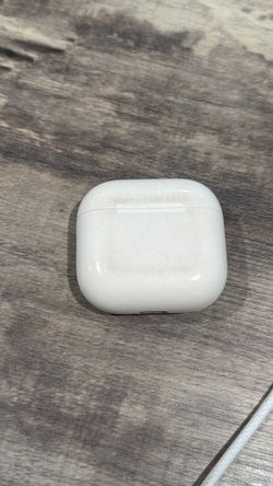 Apple AirPods 4