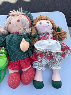 22 Holly Hobbie dolls and stuffed movie character/animals