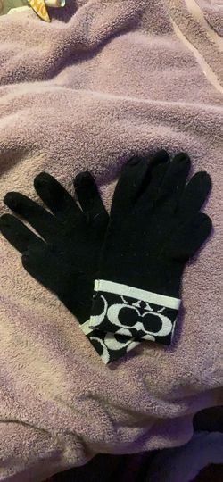 Coach gloves