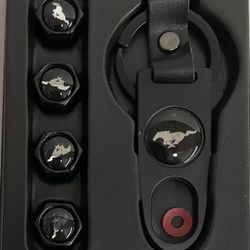 Mustang Tire Caps 