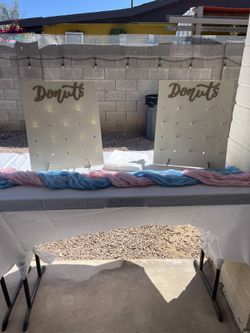 Donuts Stands (2)