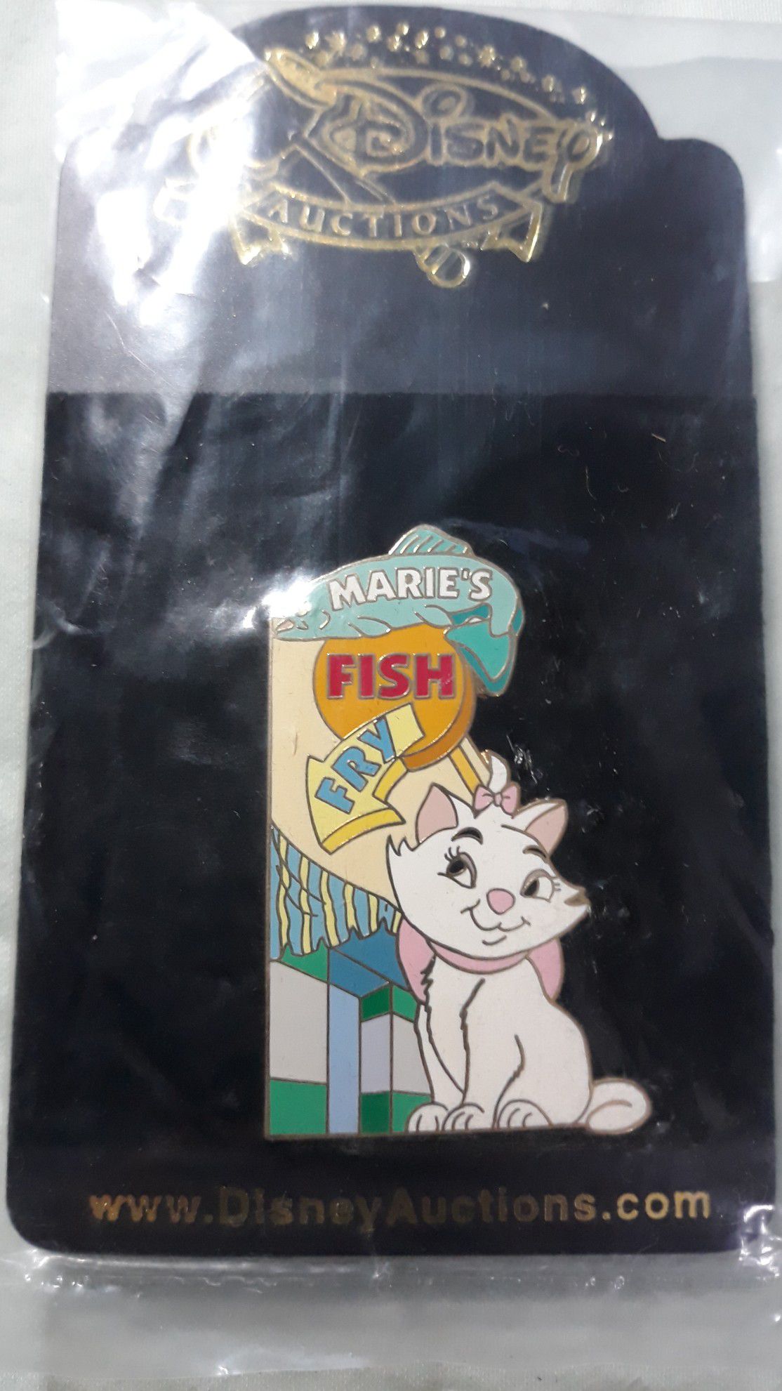 Disney Auctions Marie's Fish Fry